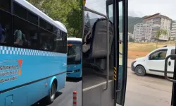 Kahramanmaraş'ta klima yerine kapı açılan toplu taşıma araçları, faciaya davet çıkarıyor