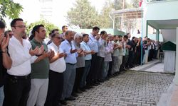 Mustafa Arguz'un en acı günü! Ağabeyi Mahmut Arguz'a gözyaşlarıyla veda etti