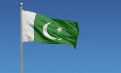 Pakistan Bayrağındaki Ay ve Yıldız Ne Anlama Geliyor?