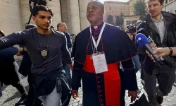 Vatikan’da tarihi anlar: yeni papa seçimi başlıyor