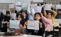 20 Milyon Öğrenci İçin Tatil Zili Yarın Çalıyor: Okullarda Yaz Arası Başlıyor