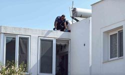 Çatıdan düşen emekli polis hayatını kaybetti