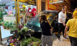 Kahramanmaraş'ta freni boşalan otomobil ortalığı birbirine kattı! İşte o anlar