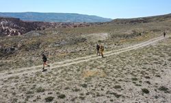 Kapadokya'da Nefes Kesen Maraton: 25 Ülkeden 350 Sporcu Vadilerde Ter Döktü