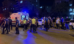 Kaza sonrası kavga çıktı: 12 kişi gözaltına alındı, yol savaş alanına döndü!
