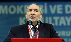 Altan Öymen Kimdir? Gazetecilikten Siyasete Uzanan 93 Yıllık Bir Hayat