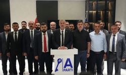 Sizin Hissenize Teröristbaşı öcalan, Bizim Hissemize Tabuta Sığmayan Kahramanlar Düştü