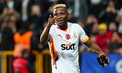 Buchi Laba paylaştı; Victor Osimhen Galatasaray'da olduğunu açıkladı