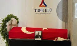 Süreyya Serdengeçti Kimdir? Hayatı ve Kariyeri Özet