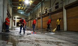 Büyükşehir’den Ticaret Kalbinde Kapsamlı Temizlik
