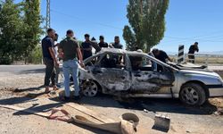 Kahramanmaraş'ta Feci Kaza: Otomobil Köprüden Uçtu, Araç Alev Aldı – 3 Yaralı