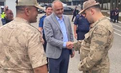 Kahramanmaraş Andırın ilçesinde  Bir Saatliğine Asker Olmanın Mutluluğu Yaşandı