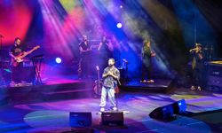 Kahramanmaraş'ta Buray konserinde renkli anlar: Seyirciler hep bir ağızdan şarkı söylediler