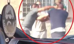 Hatay'da Sokak Ortasında Tekmeli Yumruklu Kavga: Bıçak Detayı Kamerada!