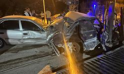 Kahramanmaraş’ta otomobil paramparça oldu
