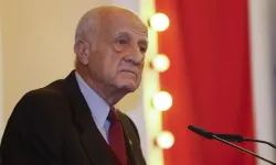 Koç Holding eski yöneticisi İnan Kıraç kimdir, nerelidir?