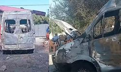 Kahramanmaraş’ta Park Halindeki Midibüs Alev Alev Yanarak Kullanılamaz Hale Geldi