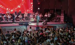Serkan Kaya Kahramanmaraş’ı Arabesk Ezgilerle Coşturdu
