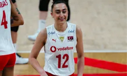 Elif Şahin Kimdir ve aslen nereli? Sevgilisi var mı, boyu, Kilosu, Kariyeri ve Kalbindeki Gizemler!