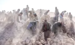 Afganistan'da büyük deprem! 600'den fazla kişi öldü