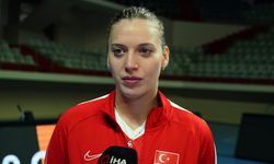 Cansu Özbay kimdir, kaç yaşında, evli mi, eşi kimdir ve nereli? Oynadığı maçlar heyecan yarattı