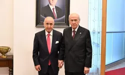 Devlet Bahçeli ile görüşen Hikmet Çetin kimdir?
