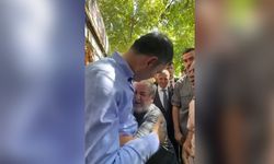 Bakan Kurum'a sarılıp ağladı! Kahramanmaraş'ta yürek burkan görüntü