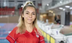 Kahramanmaraşlı milli yüzücü Sevilay Öztürk’ten gümüş zafer