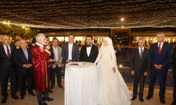 EXPO Alanında Rüya Gibi Gece: Şahin ve Hidayet Dünyaevine Girdi