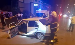 Kahramanmaraş’ta Fren Faciası: Otomobil Refüje Çarptı, 5 Yaralı