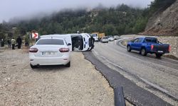 Kahramanmaraş'ta kaygan zeminde kontrolden çıkan minibüs devrildi: Yaralılar var!