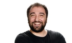 Özgür Turhan kimdir? YouTube’dan sahneye işte hayatı