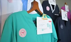 Hemşire ve Ebelerde Kıyafetler Artık Standart Renklerde