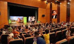 “Pamuk ile Kömür” Hayvan Sevgisini Sahneye Taşıdı