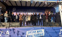 Anahtar Parti'de miting gibi katılım töreni! İktidarın ayak sesleri, gümbür gümbür geliyor