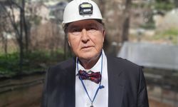 Övgün Ahmet Ercan öldü mü, yaşıyor mu? Vatandaşlar bilgi almaya çalışıyor