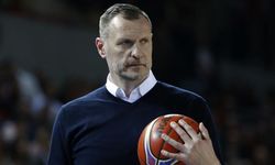 Rado Trifunović Kimdir? Anadolu Efes'in Yeni Yardımcı Antrenörü