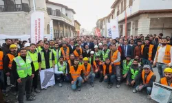 Asırlık dönüşümde tarihi gün! Kahramanmaraş'ta anahtarlar teslim ediliyor