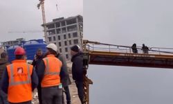 Kahramanmaraş'ta maaşını alamayan iki işçi kule vince çıktı