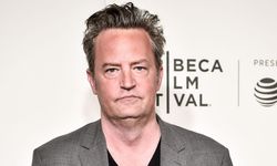 Matthew Perry Kimdir? Friends Yıldızının Kariyeri ve Ölüm Nedeni