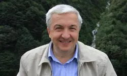 Prof. Dr. Mehmet Okuyan Kimdir? Hayatı ve Akademik Kariyeri