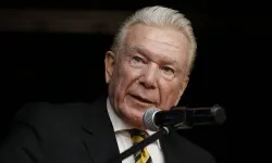 Uğur Dündar Kimdir? İşte Aldığı Ödüller ve Akademik Hayatı