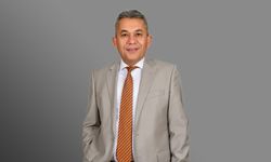 Ahmet Hakan Kimdir? Çal Belediye Başkanı'nın Biyografisi