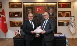 AK Parti heyetinden Dulkadiroğlu Belediye Başkanı Akpınar'a geçmiş olsun ziyaretçi