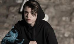 Alper Erözer Kimdir? Genç Şarkıcının Hayatı ve Kariyeri