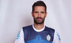 Alper Potuk Kimdir? Kariyeri ve Danla Bilic ile Mesajlaşması