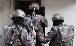 Sokak Satıcılarının "Hapı Yuttuğu" Anlar: Kahramanmaraş Polisinden Nokta Atışı!