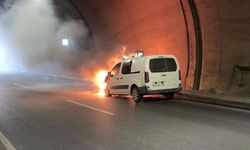 Kahramanmaraş'ta korku dolu anlar: Otomobil bir anda alev aldı