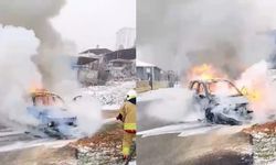 Kahramanmaraş'ta seyir halindeki otomobil alev topuna döndü