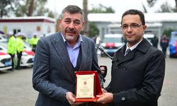 Yunus Kaya’ya Jandarma ve Emniyete Desteklerinden Dolayı Teşekkür Plaketi